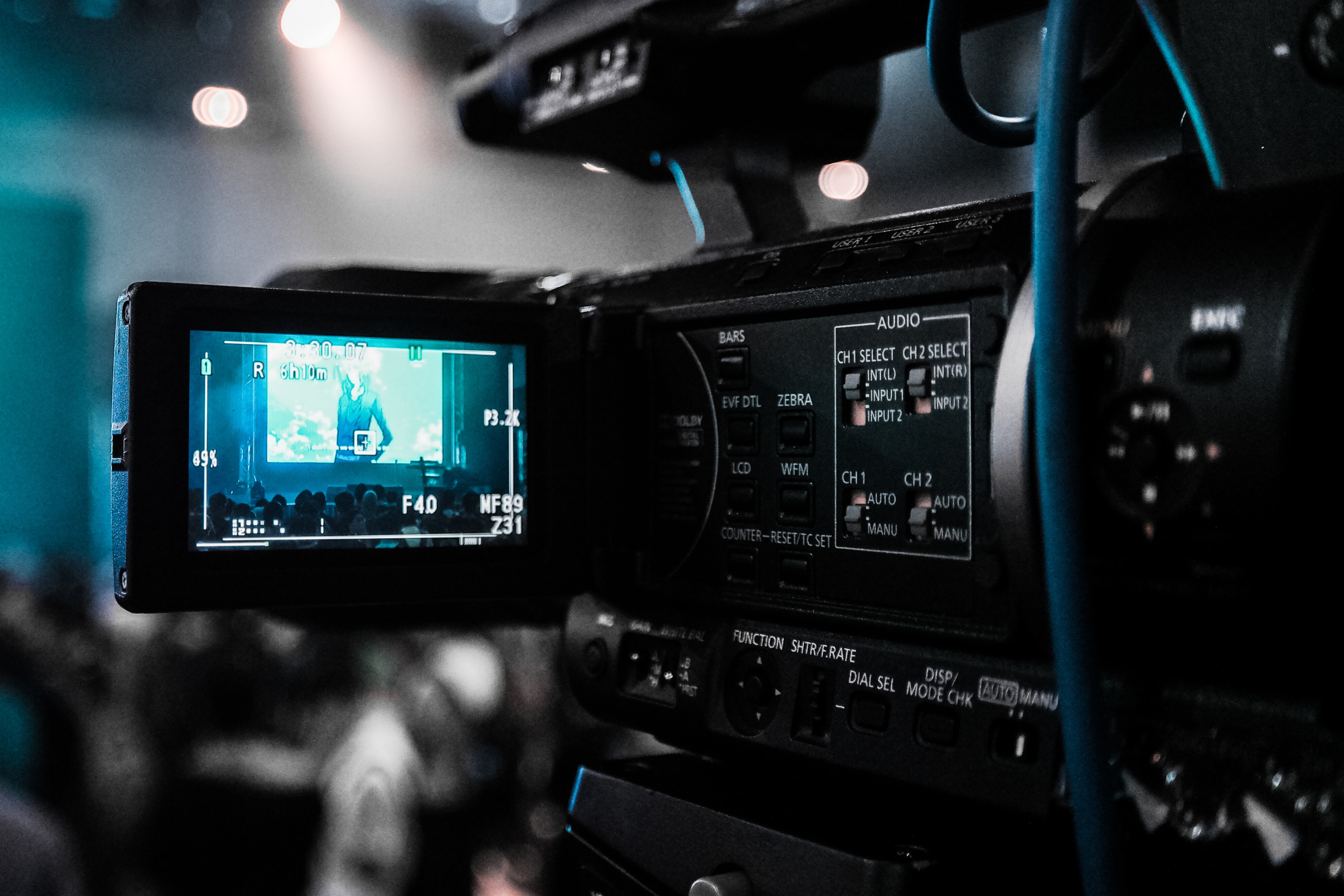 Get the Most from the Interview!  Ten Tips for On-Camera Feature Reporters